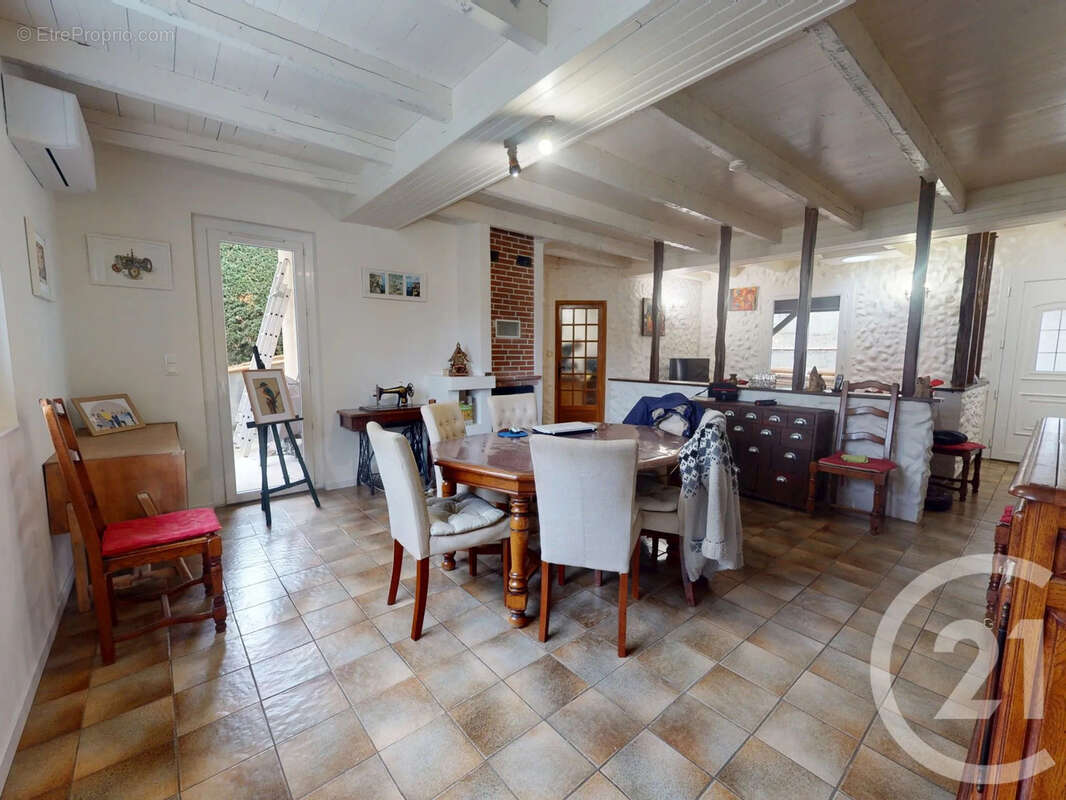 Maison à BONREPOS-SUR-AUSSONNELLE