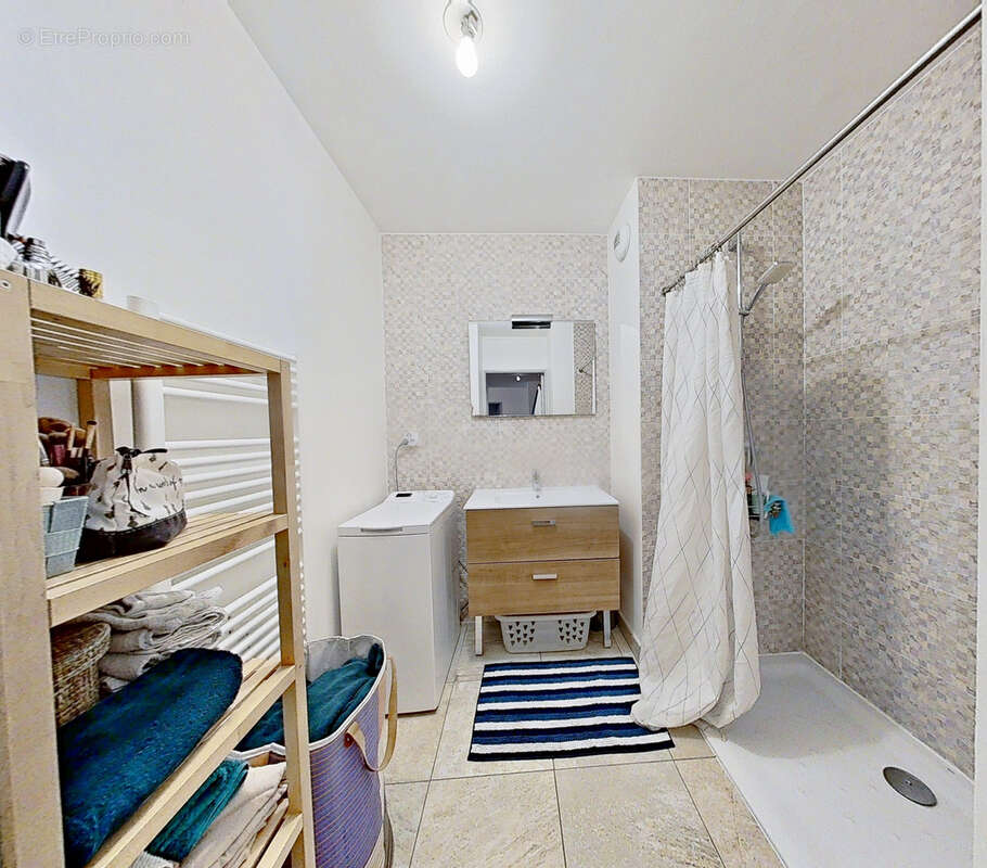 Appartement à LYON-5E