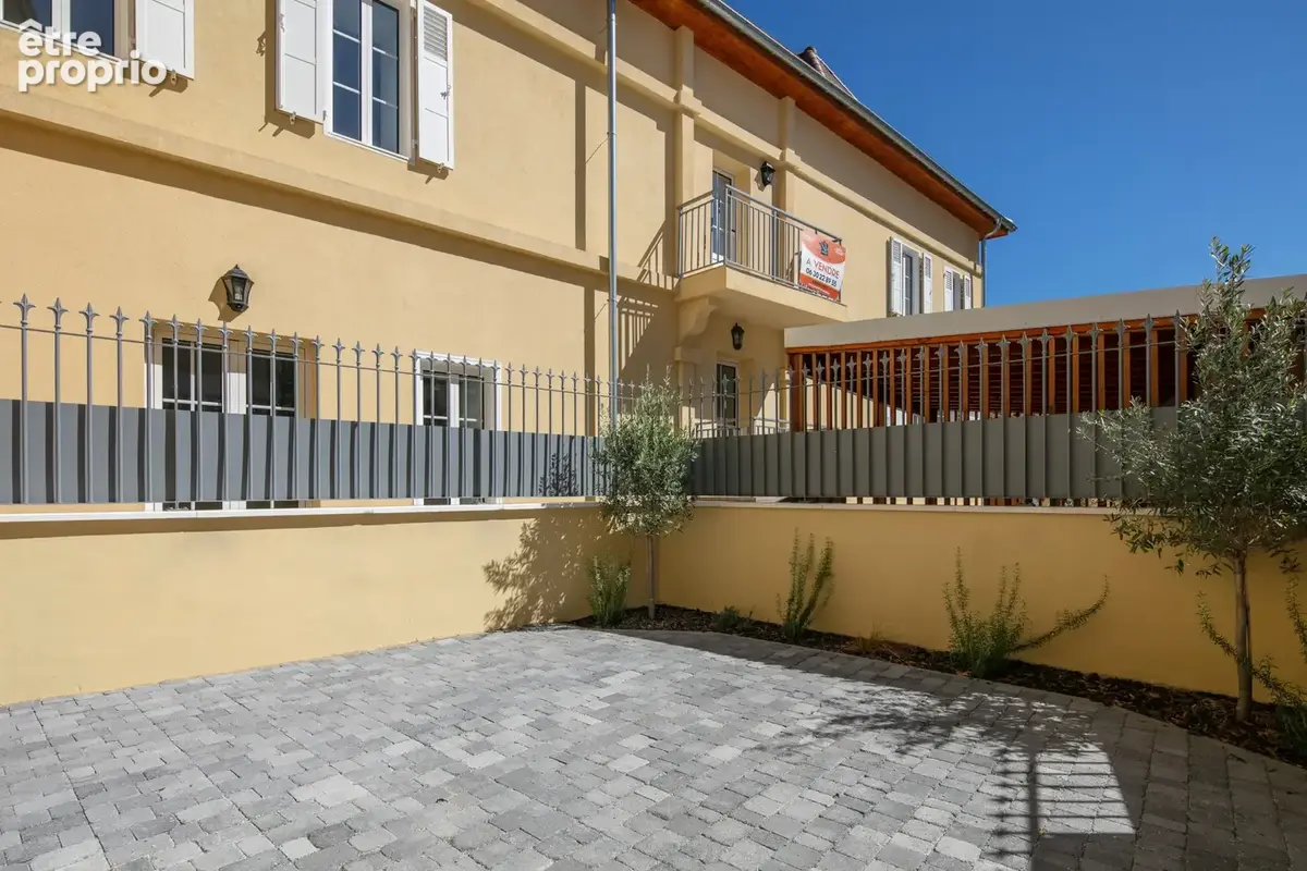 Maison grelin - local commercial avec terrasse, cave et place de parking - pontcharra / frais de notaire réduits - photo 5