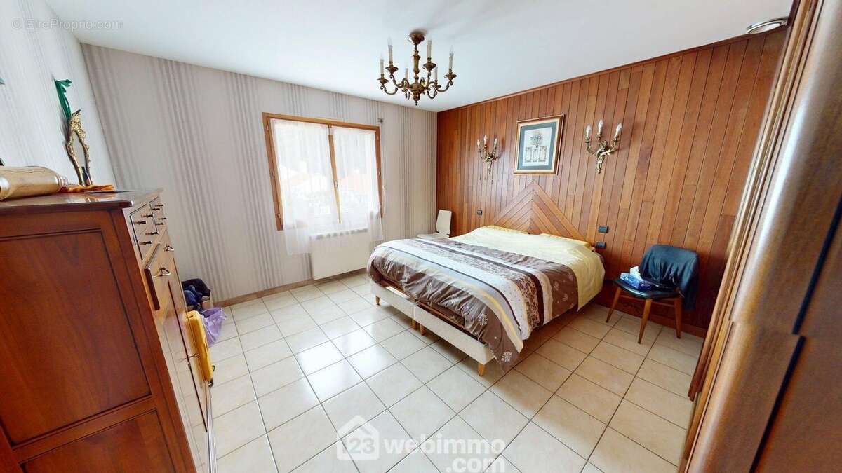 Grande Chambre avec rangement - Maison à LA TRANCHE-SUR-MER