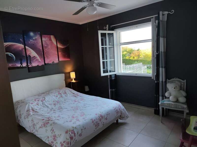 Maison à RUELLE-SUR-TOUVRE