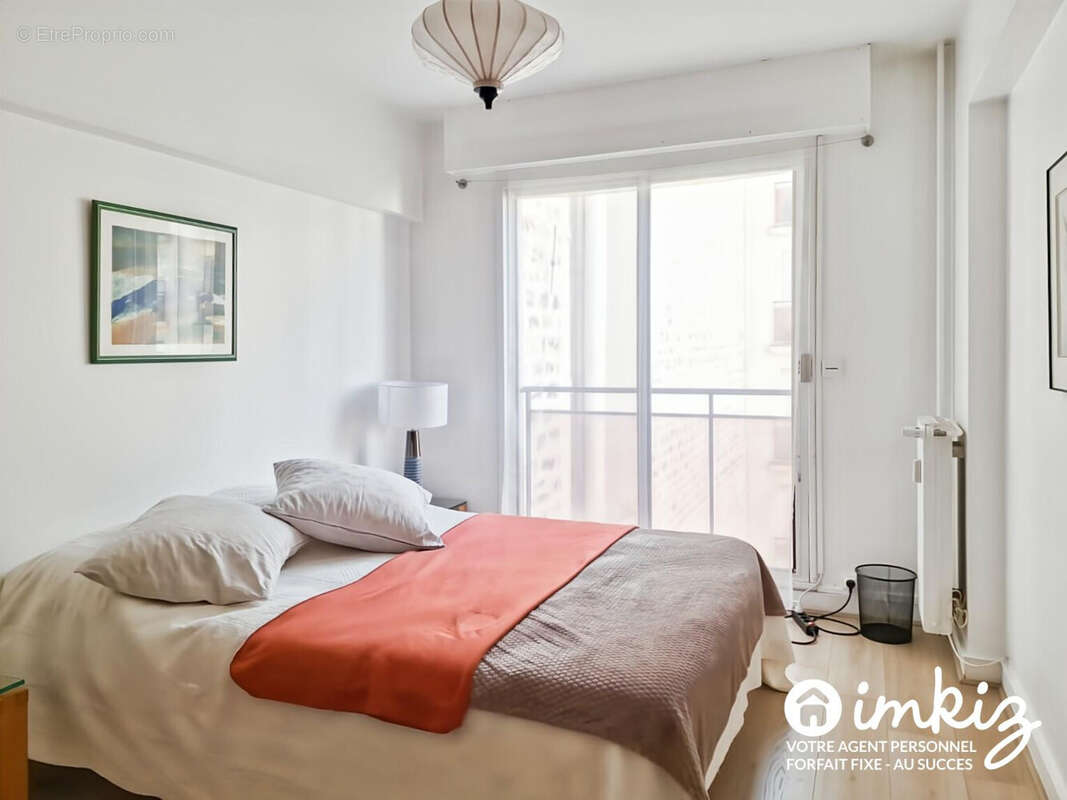 Appartement à PARIS-20E