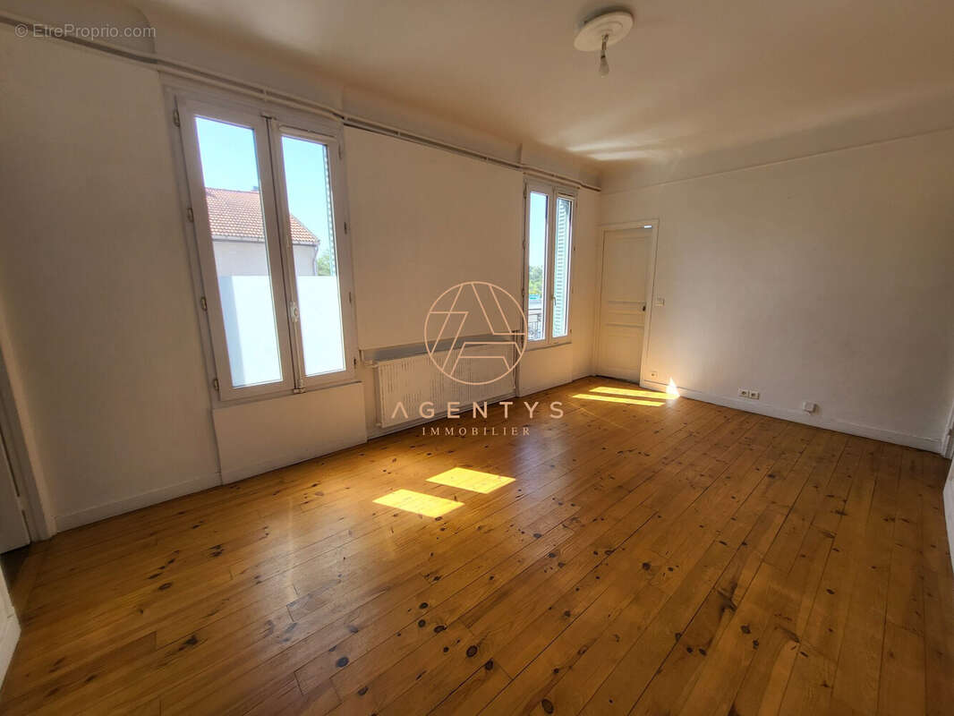 Appartement à CHAMPIGNY-SUR-MARNE