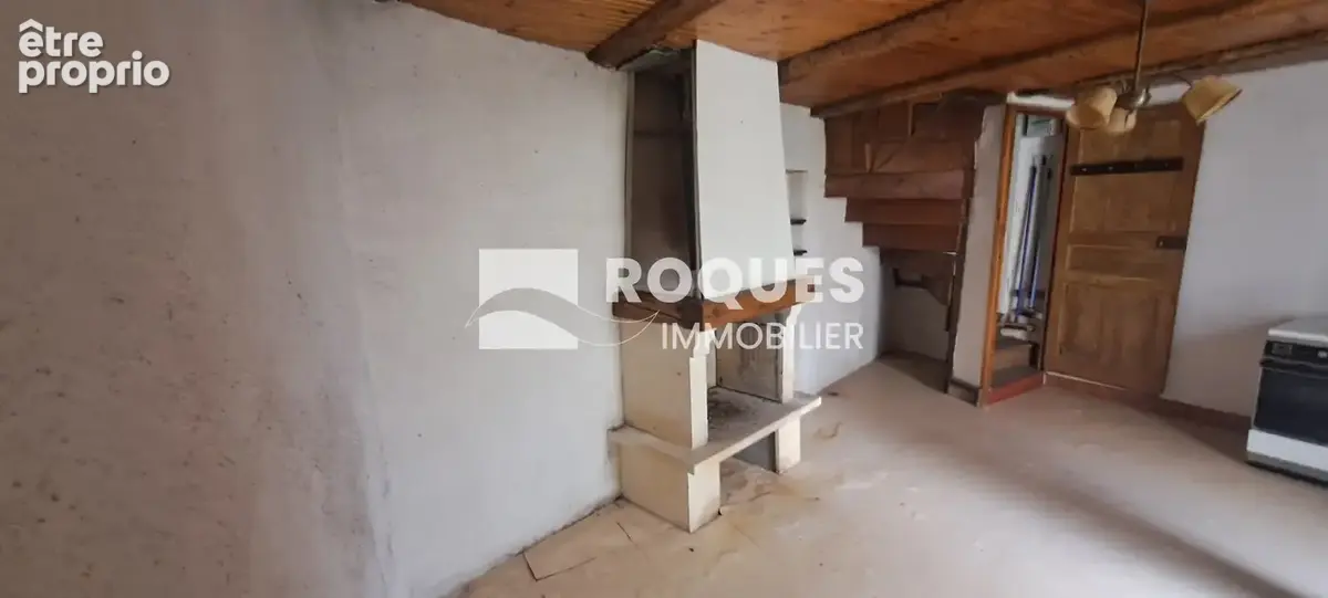 A vendre Le Caylar, Ensemble immobilier avec dépendances et cour attenante - photo 13