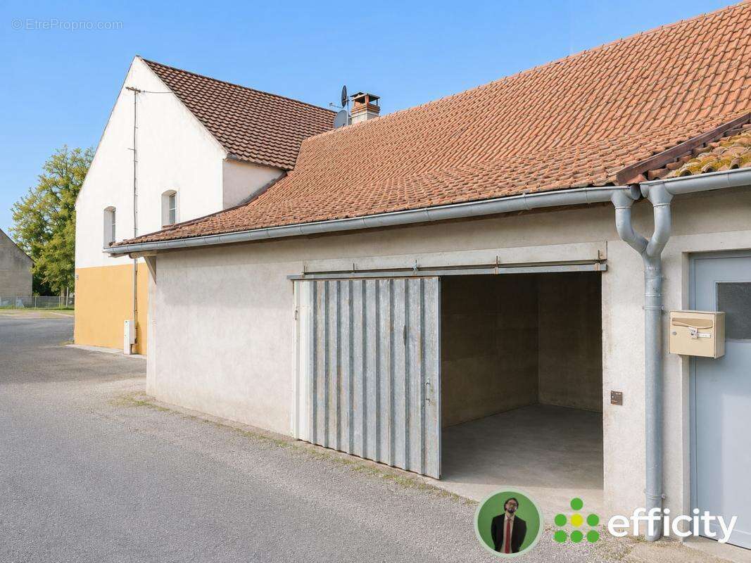 Appartement 532 m² à Asnans-Beauvoisin  - photo 19