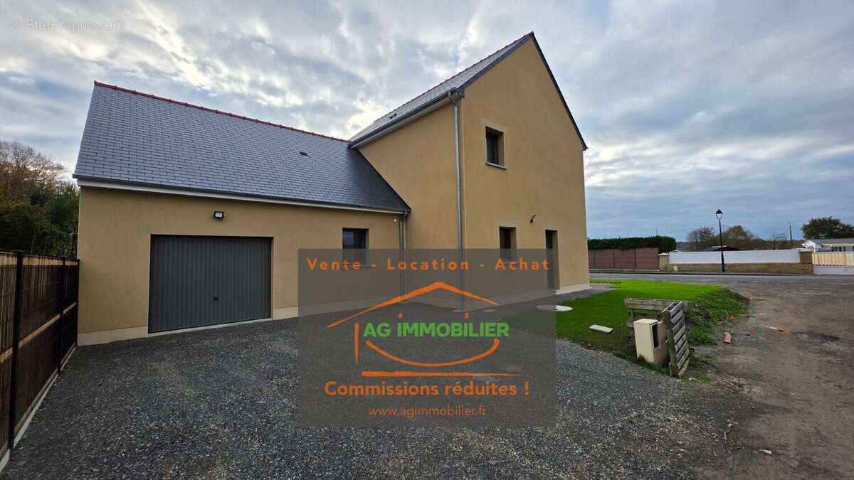 Maison à COMBOURG