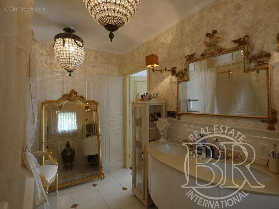 Maison à BEAUSOLEIL