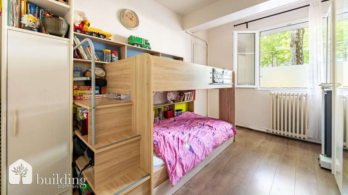Appartement à PARIS-19E