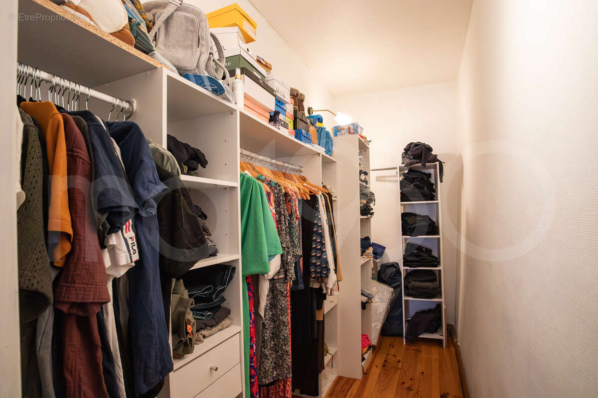 De beaux volumes: 3 chambres, dressing et aucun travaux - photo 10