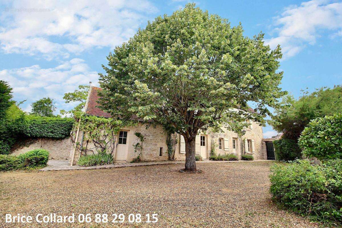 60810 VILLERS SAINT FRAMBOURG Superbe maison de caractère - photo 2
