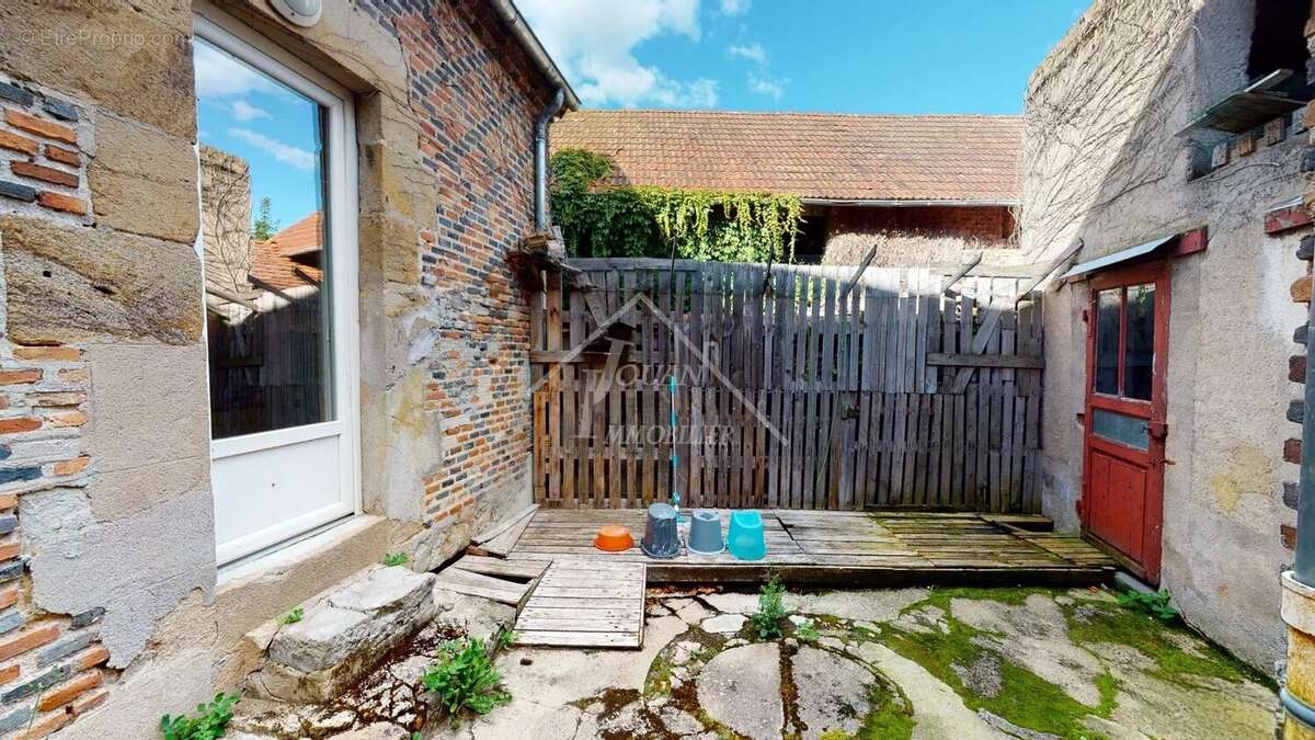Ensemble immobilier pour investisseurs à 15 min de moulins - photo 11