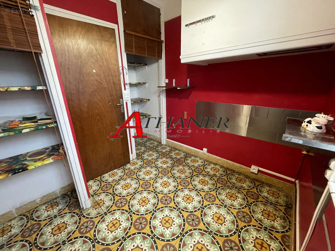Argeles sur Mer - Grand appartement - A rénover - 5 Pièces - 86m2 - photo 13