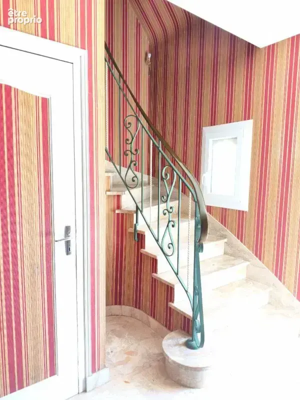 29520 Châteauneuf du Faou maison 5 chambres sur 2700 m² de terrain au calme - photo 11