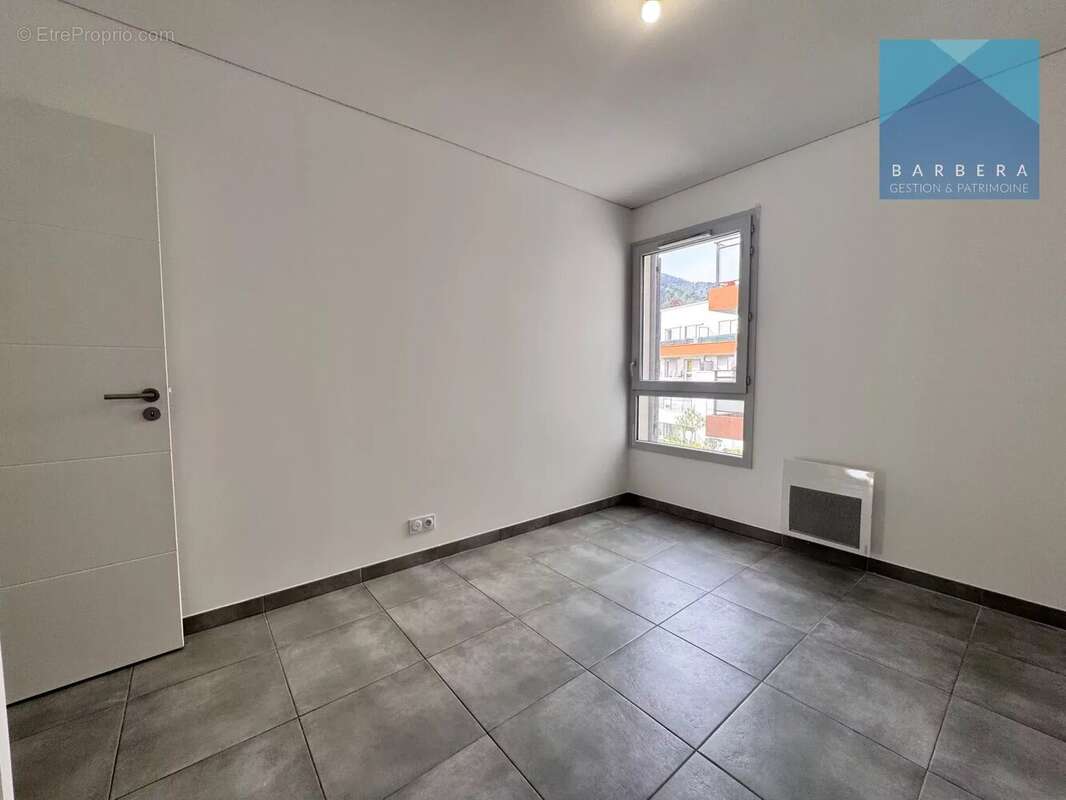 Appartement à DRAP