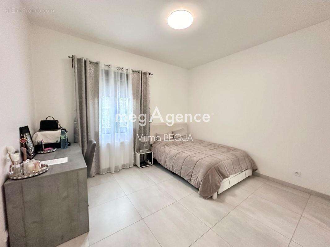 Maison à SAINT-MARTIN-DU-TERTRE