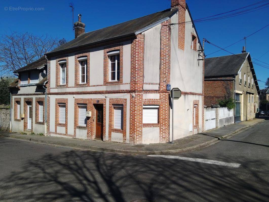 Maison à L'AIGLE