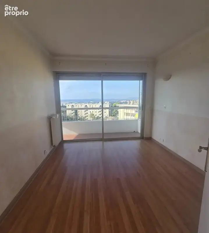 Nice Ouest – Dernier étage avec vue mer, terrasse et parking - photo 7