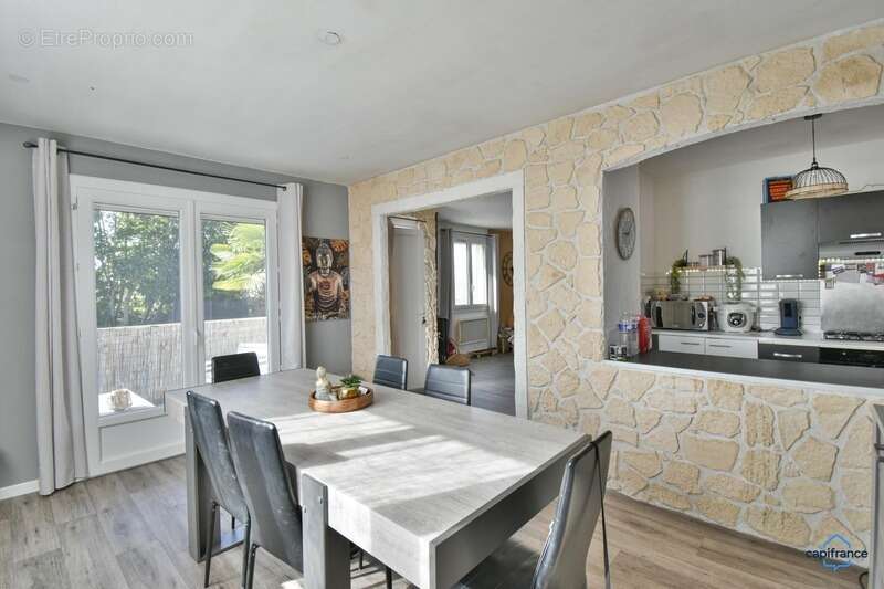 Maison à NOYERS-SUR-CHER