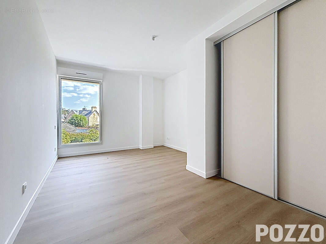 A Vendre -  Avranches - Appartement 4 pièce(s) 98,68 m² - terrasse et parking - photo 8