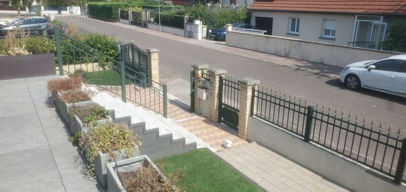 Maison à CHEVIGNY-SAINT-SAUVEUR