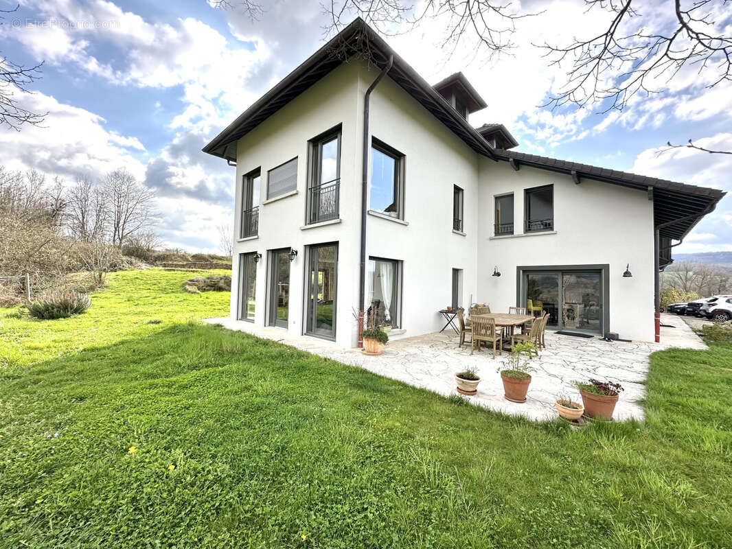 Maison à LE BOURGET-DU-LAC