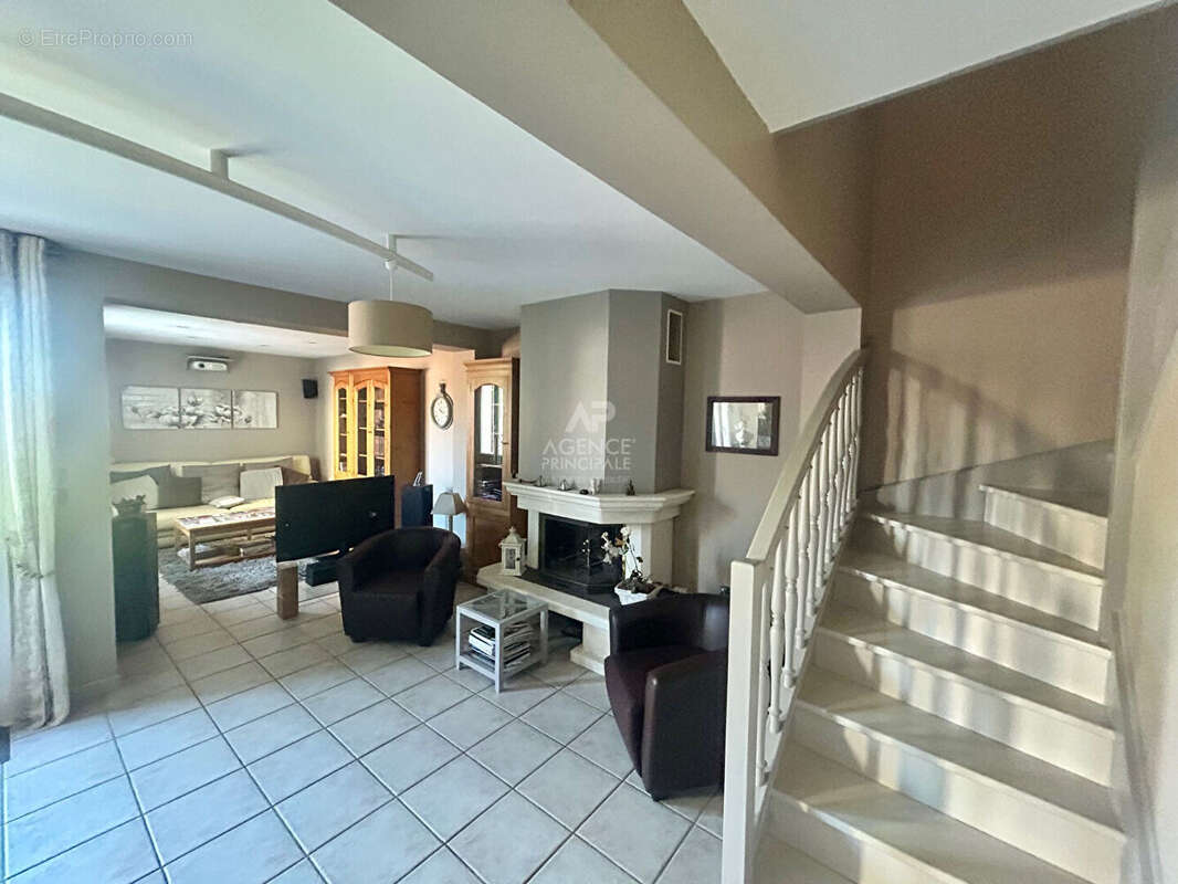 Maison à CARRIERES-SOUS-POISSY