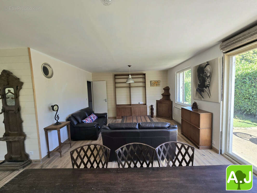 Maison à PACY-SUR-EURE