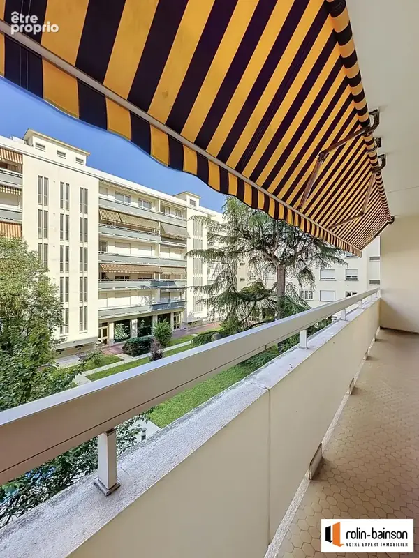 Appartement à LYON-6E