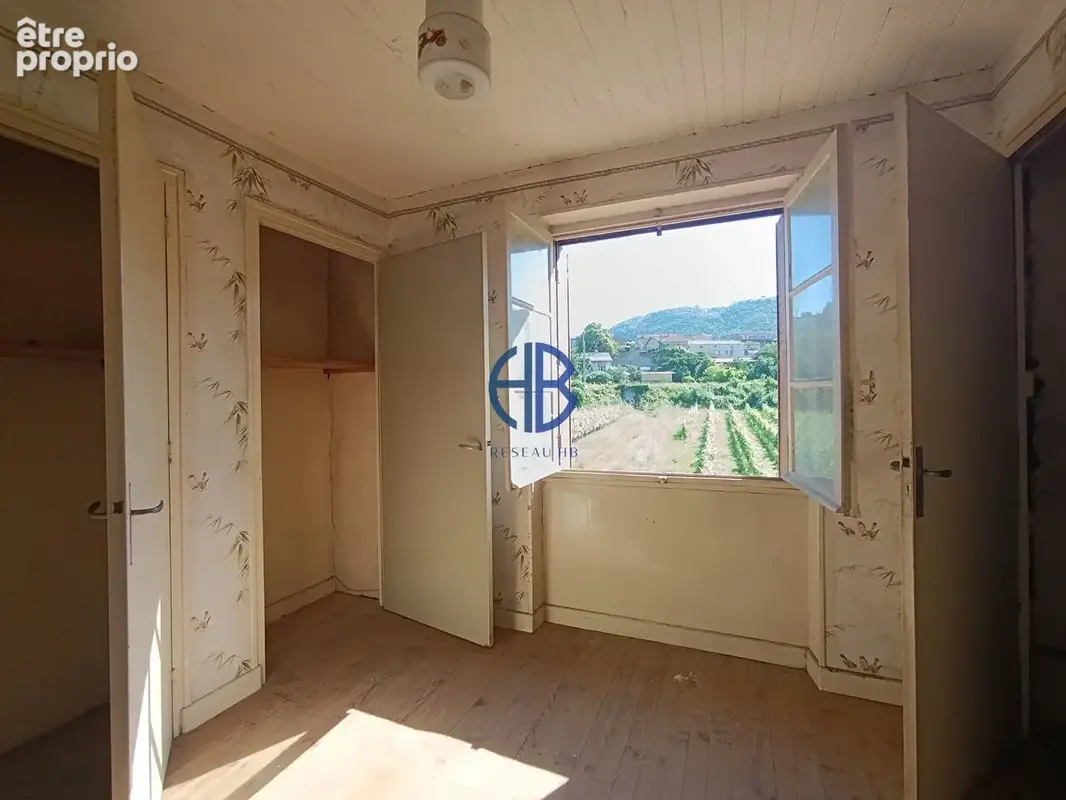 Maison a renover 3 ch 630 m2 de terrain - photo 5
