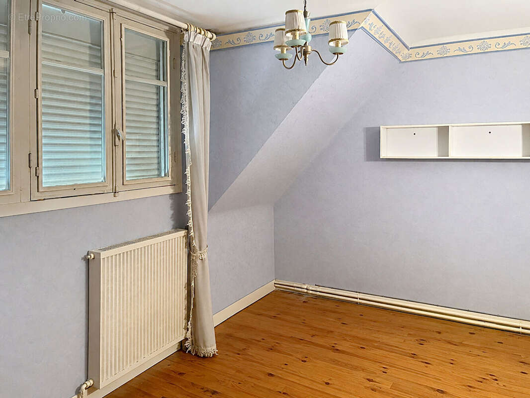 Maison Ploemel 5 pièce(s) 114 m2 - photo 8
