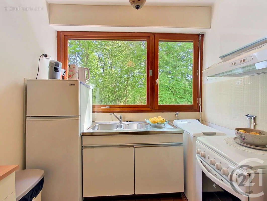 Appartement à VAUX-LE-PENIL