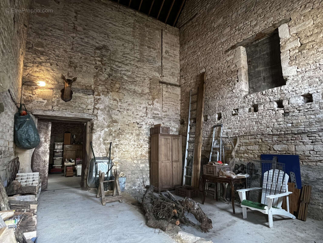 Maison à LOUVIERES-EN-AUGE
