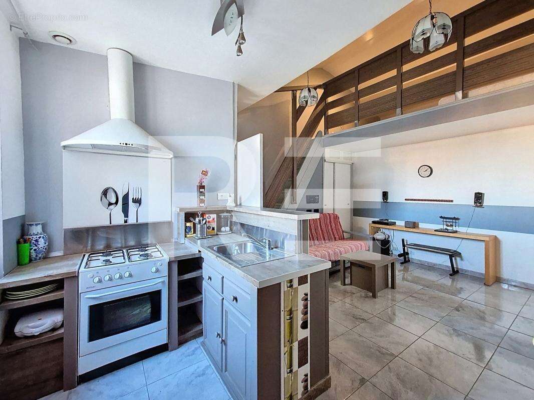 Appartement à LUNEL