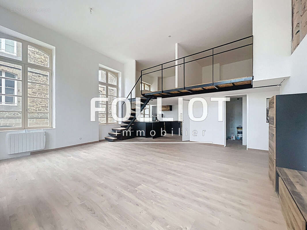 Appartement à FOUGERES