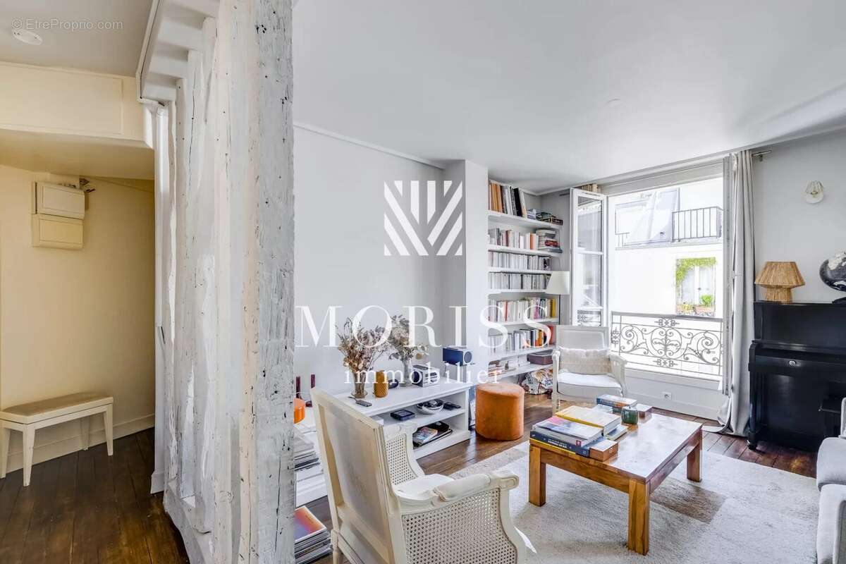 Appartement à PARIS-9E