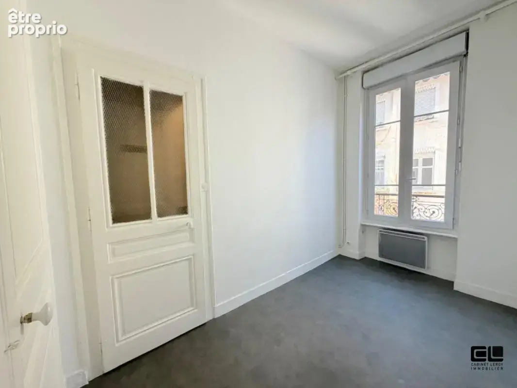T2 rue jaquard au pied de la mairie - photo 9
