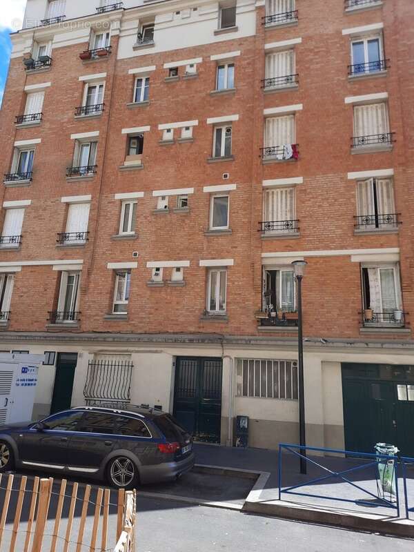 Appartement à AUBERVILLIERS