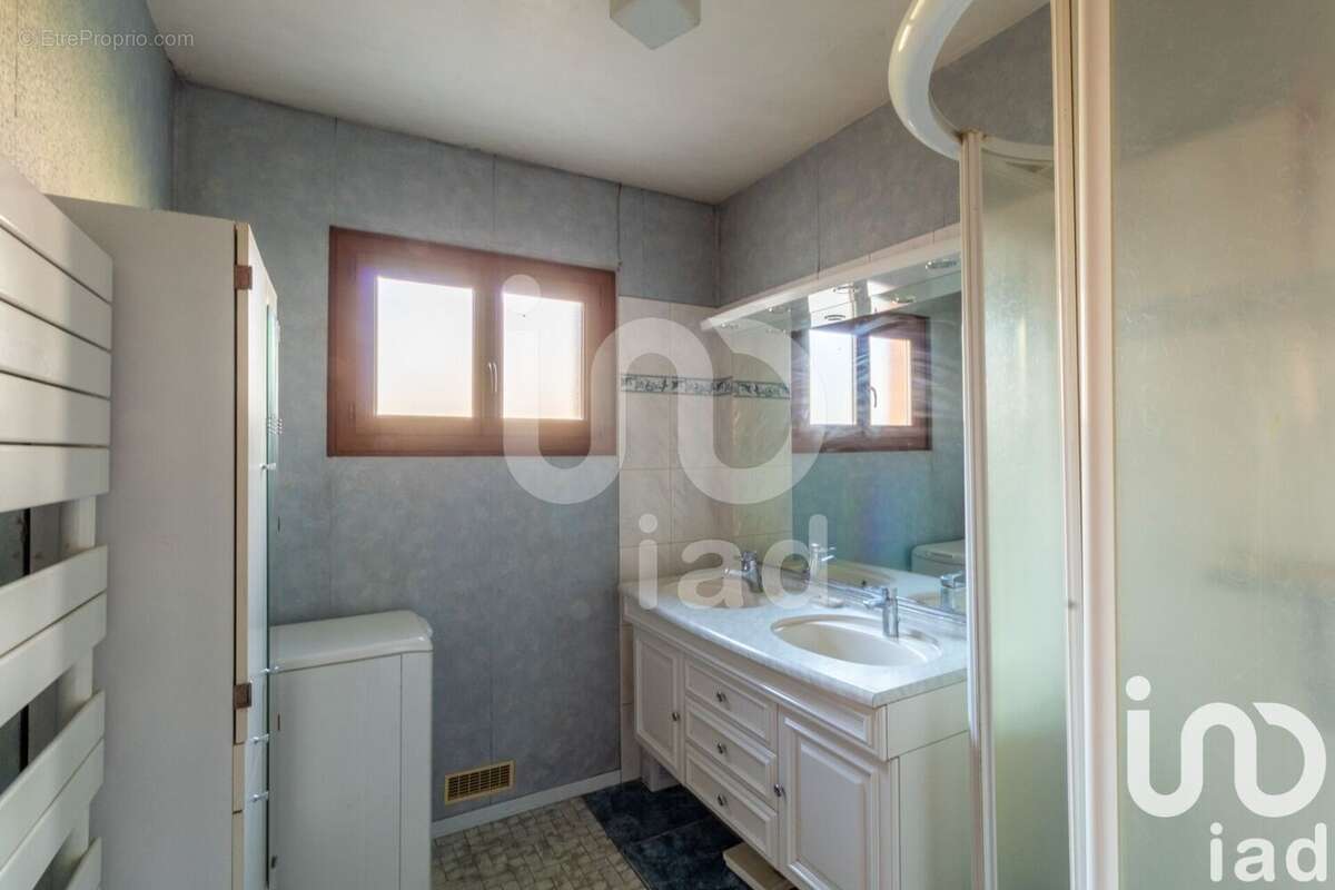 Photo 9 - Maison à NOYERS