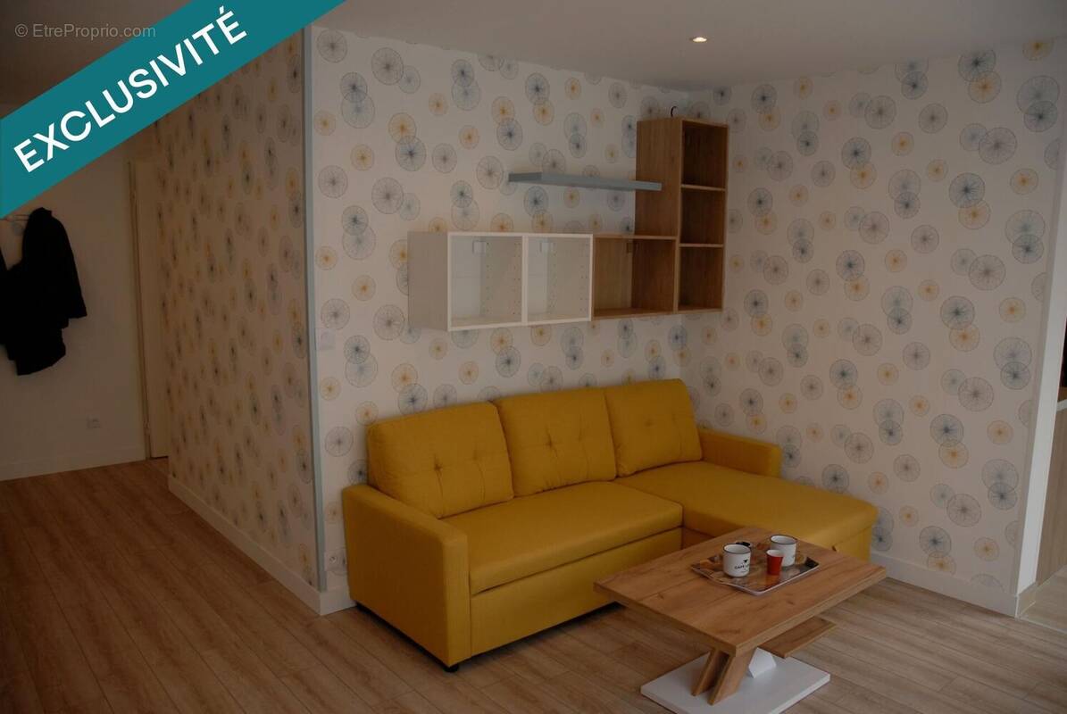 Photo 1 - Appartement à OULLINS