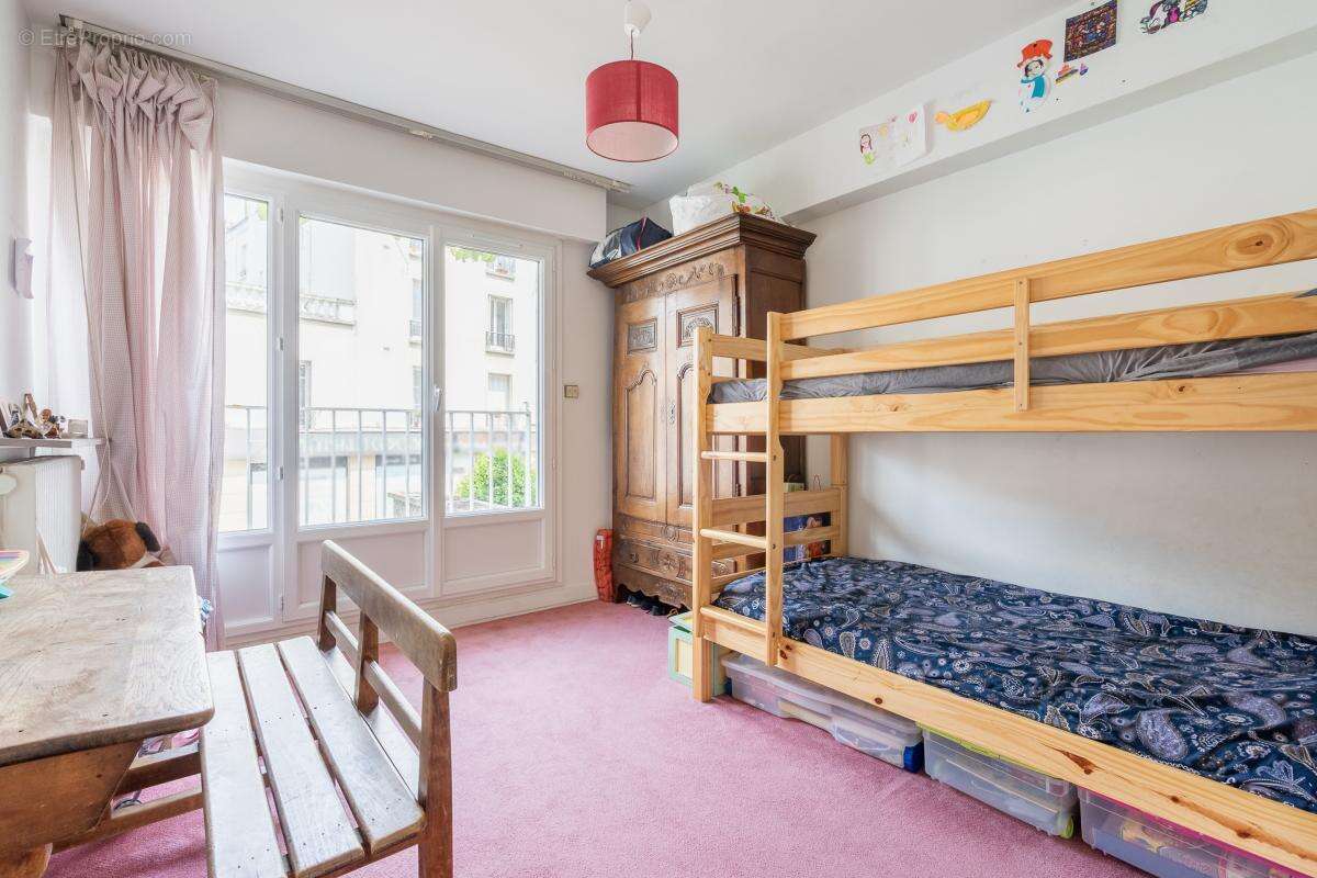 Appartement à FONTENAY-SOUS-BOIS