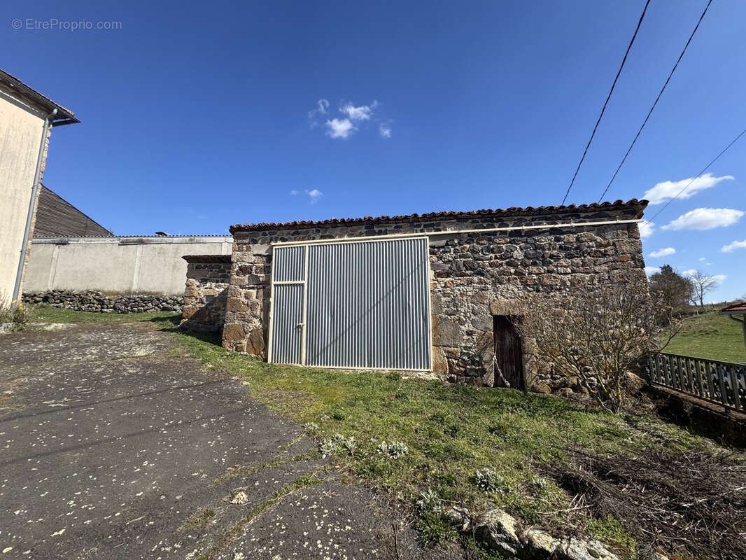 Maison à SAINT-ETIENNE-DU-VIGAN