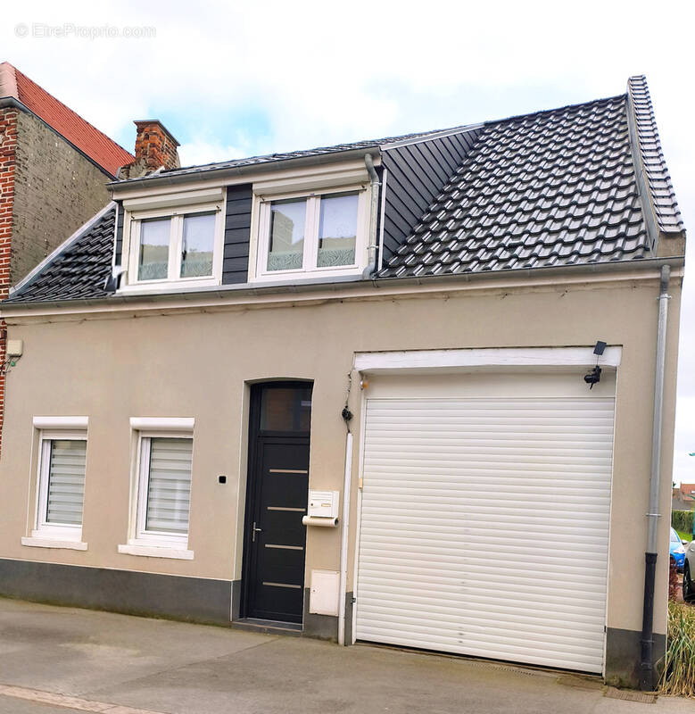 Maison à SIN-LE-NOBLE