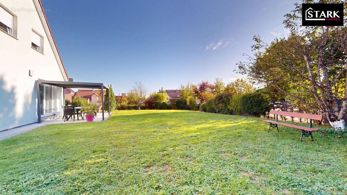 Maison à BESSONCOURT