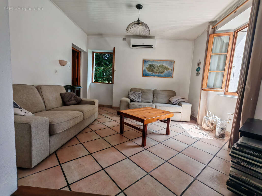 Maison à CHAMOUSSET