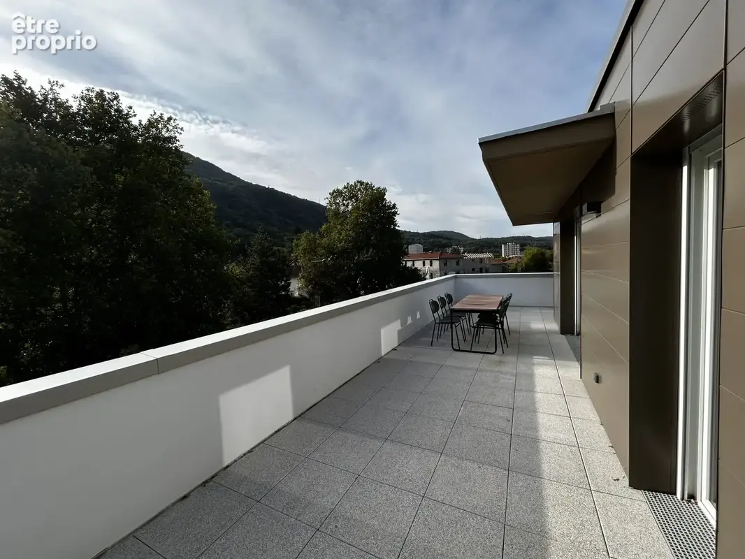 Appartement 5 pièces 1 m² à vendre à Saint-Martin-D'heres (38400) - photo 2
