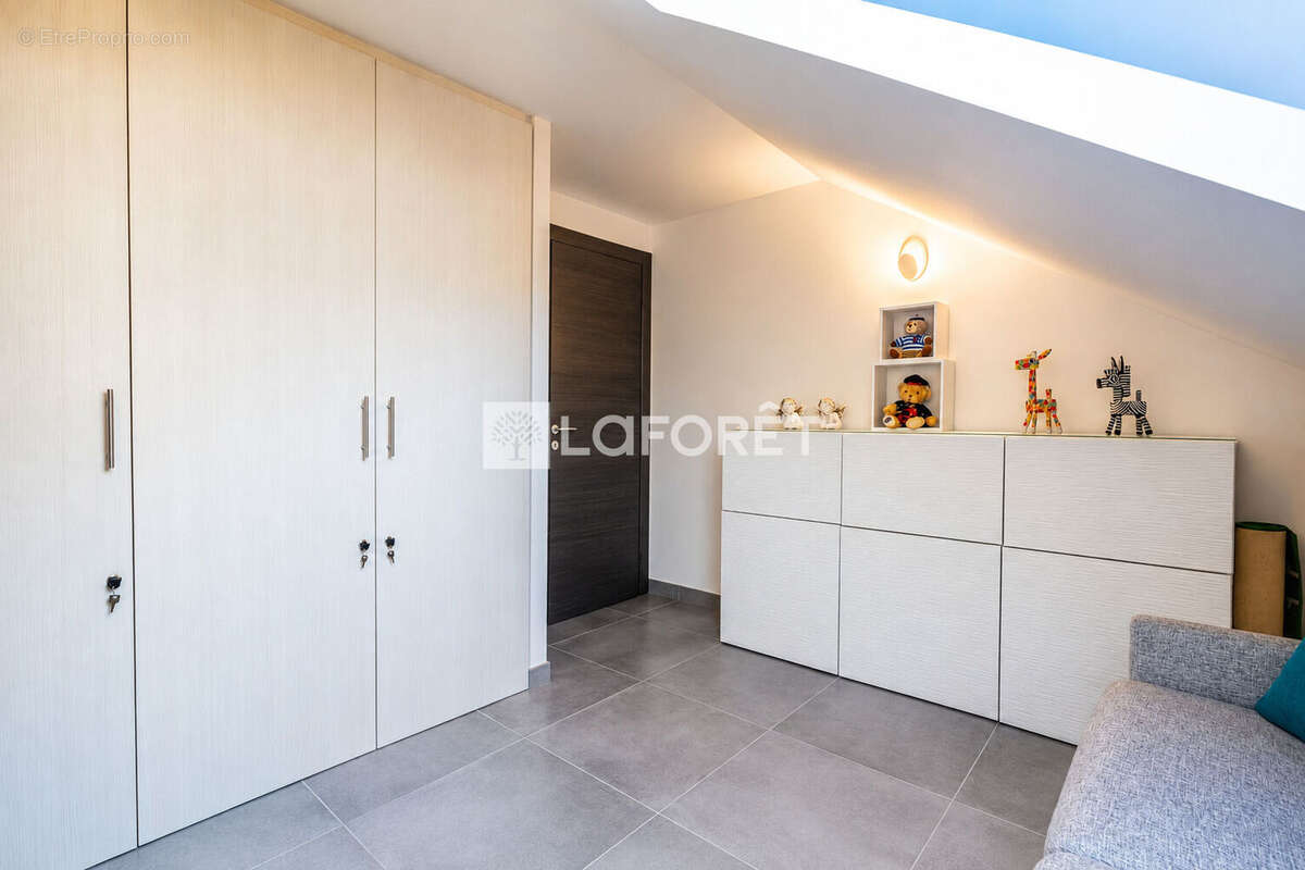Appartement à BOURDEAU