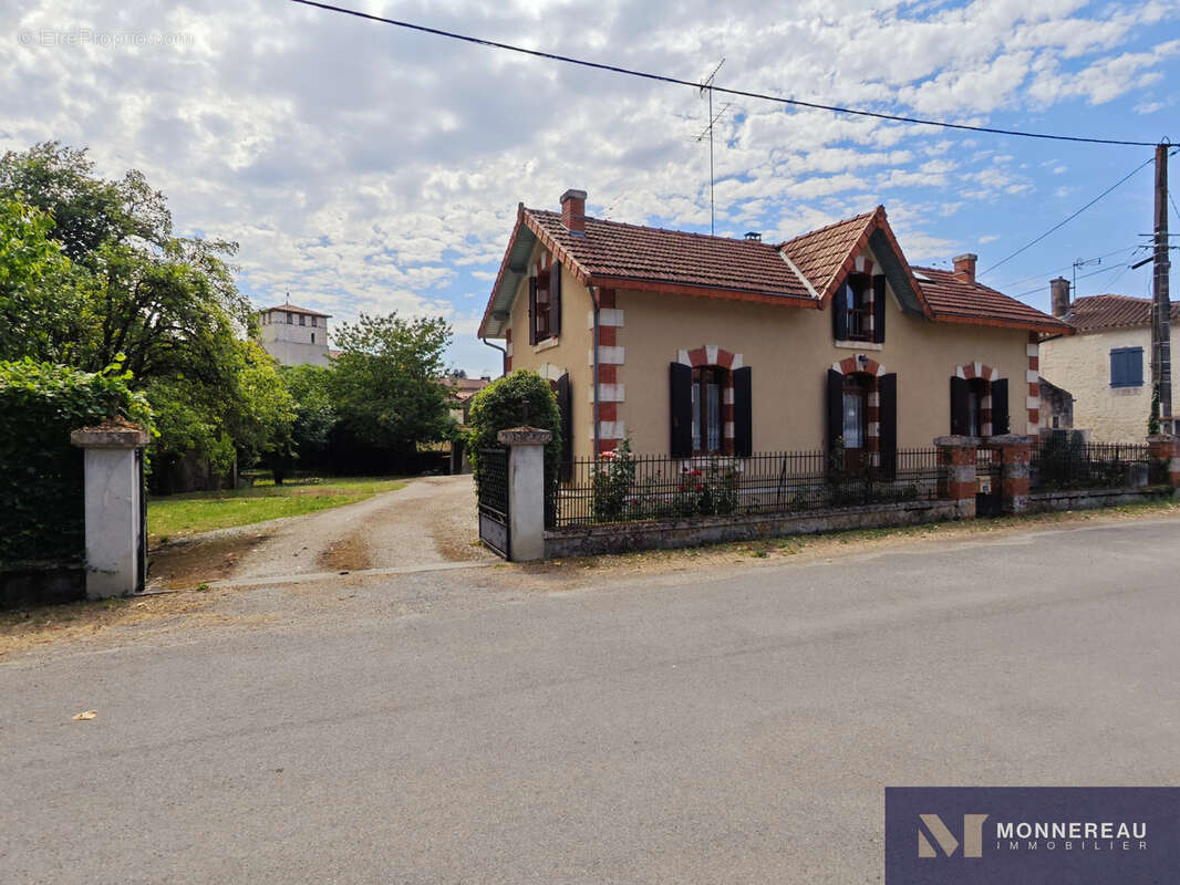 Maison ancienne avec 5 chambres - photo 2