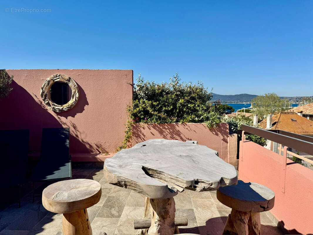 Appartement à SAINT-TROPEZ