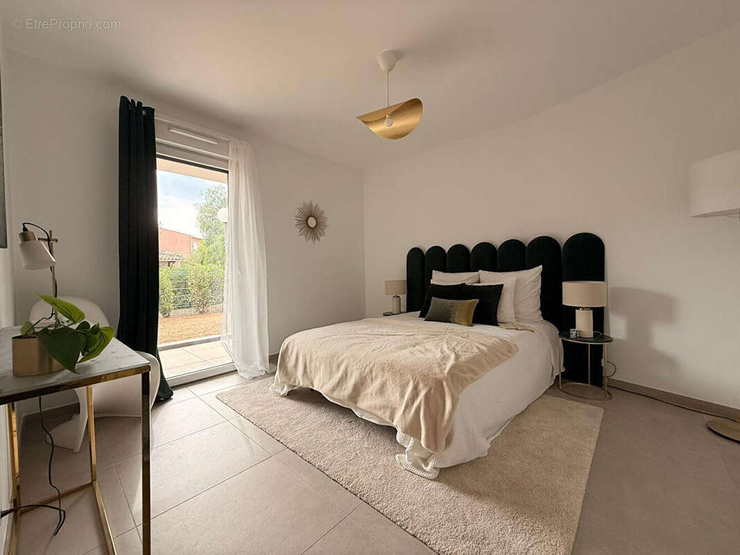 Appartement à VILLENEUVE-LOUBET