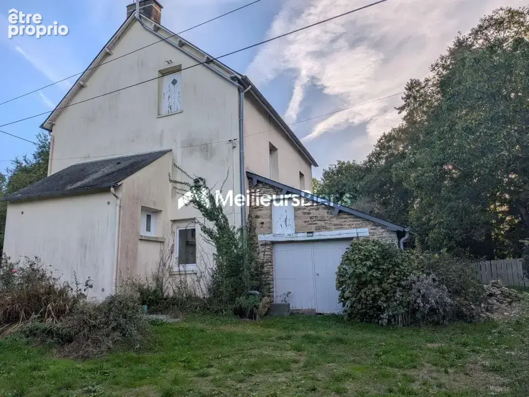 Maison familiale à Monteneuf 4 chambres terrain de 1810 m² - photo 5